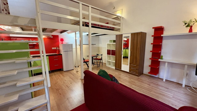 Kiadó téglalakás, albérlet, Debrecenben 180 E Ft / hó, 2 szobás