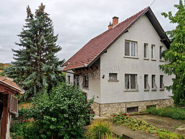 Eladó családi ház, Pomázon 149.99 M Ft, 5 szobás
