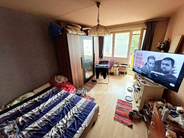 Eladó panellakás, Szentendrén 60 M Ft, 2 szobás