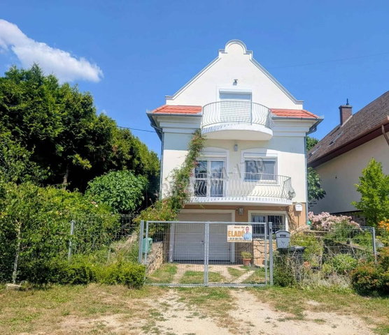 Eladó családi ház, Keszthelyen, Keringő utcában 98.4 M Ft