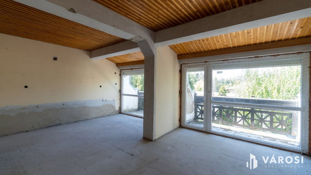 Eladó családi ház, Siófokon 419.9 M Ft, 25 szobás