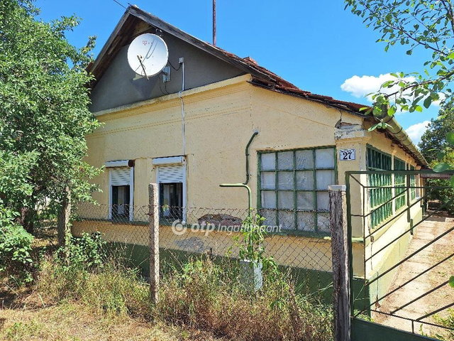Eladó családi ház, Tiszaörsön 9.99 M Ft, 2+1 szobás
