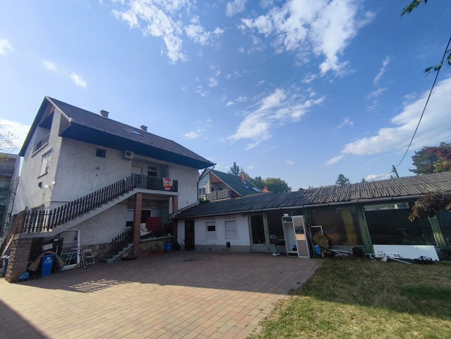 Eladó családi ház, Gyöngyösön, Csalogány utcában 78 M Ft