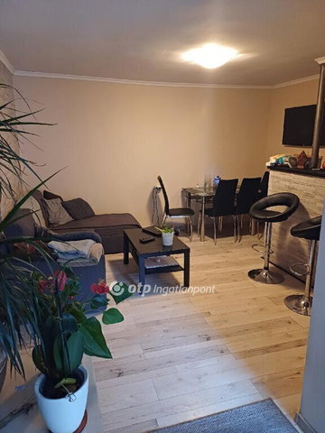 Eladó sorház, Egerben 60 M Ft, 2 szobás / költözzbe.hu