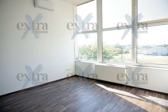 Kiadó iroda, Szegeden 1335 E Ft / hó, 3 szobás