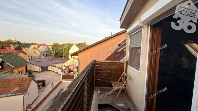 Eladó téglalakás, Kecskeméten 42.9 M Ft, 2 szobás