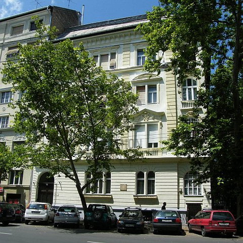 Kiadó téglalakás, albérlet, VII. kerületben, Damjanich utcában