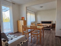Eladó panellakás, Egerben 32.9 M Ft, 1 szobás