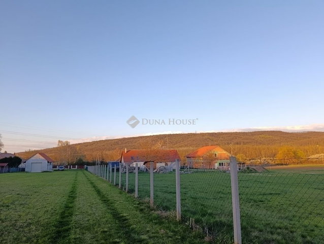 Eladó telek, Gödöllőn 95 M Ft / költözzbe.hu