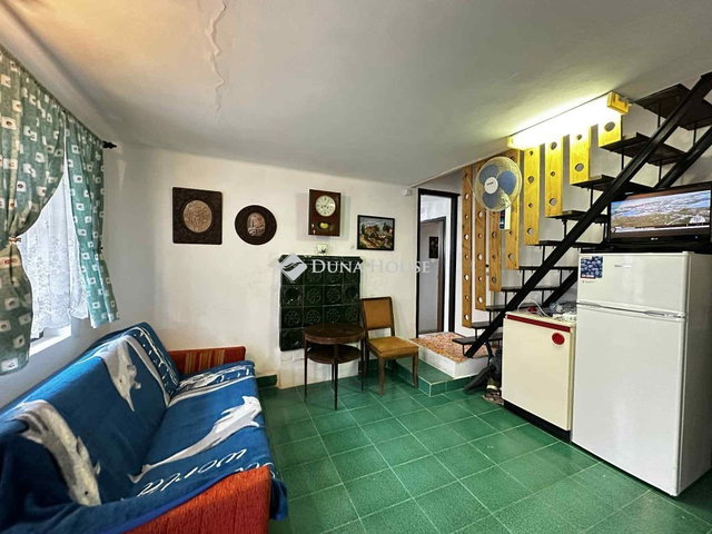 Eladó nyaraló, Tamásiban 13.5 M Ft, 3 szobás