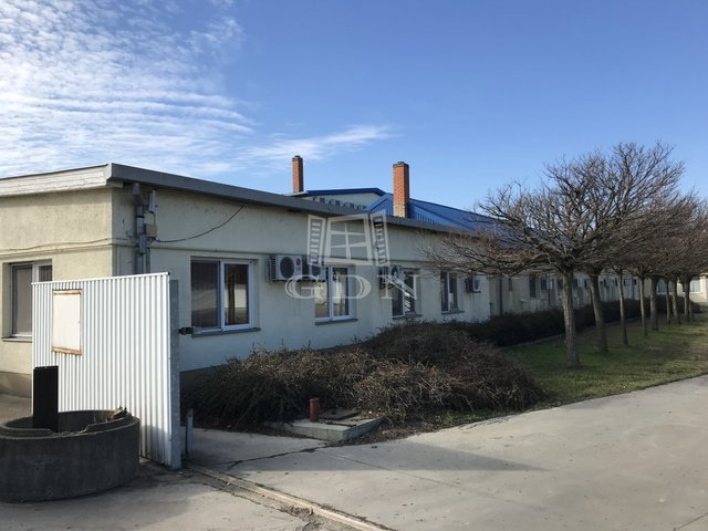 Kiadó ipari ingatlan, Hódmezővásárhelyen 549 E Ft / hó