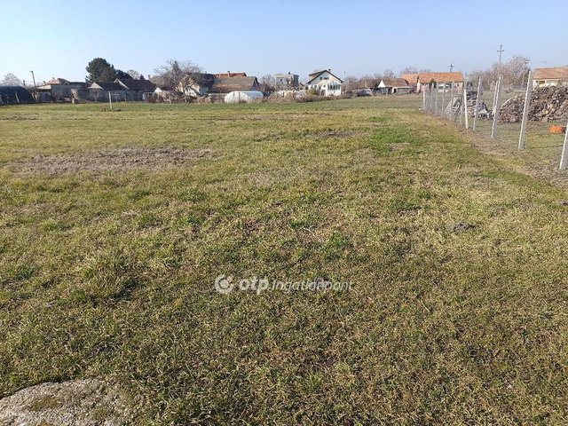 Eladó telek, Dömsödön 11.5 M Ft / költözzbe.hu