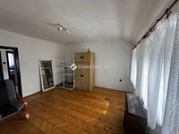 Eladó ikerház, Pécsett 75 M Ft, 3 szobás / költözzbe.hu