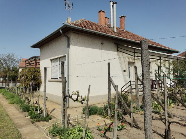 Eladó családi ház, Tiszakécskén, Szolnoki úton 39.9 M Ft
