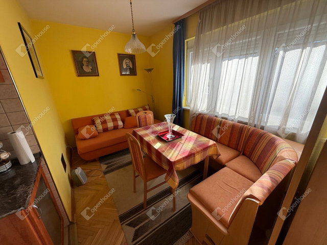 Eladó téglalakás, Szombathelyen 39 M Ft, 2 szobás