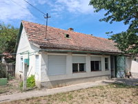 Eladó családi ház, Csőszön 19.999 M Ft, 2 szobás