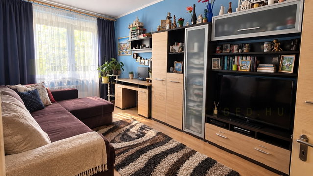 Eladó panellakás, Szegeden, Csongrádi sugárúton 54.9 M Ft
