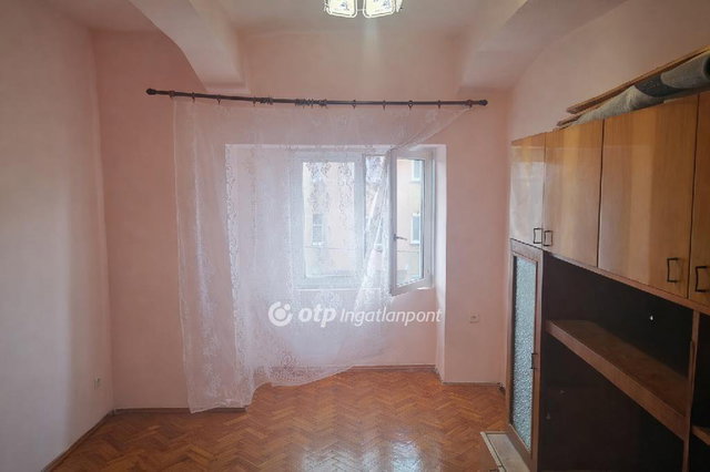 Eladó téglalakás, Budapesten, X. kerületben 27.9 M Ft, 1 szobás