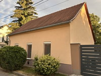 Eladó családi ház, Komáromban 58 M Ft, 2 szobás
