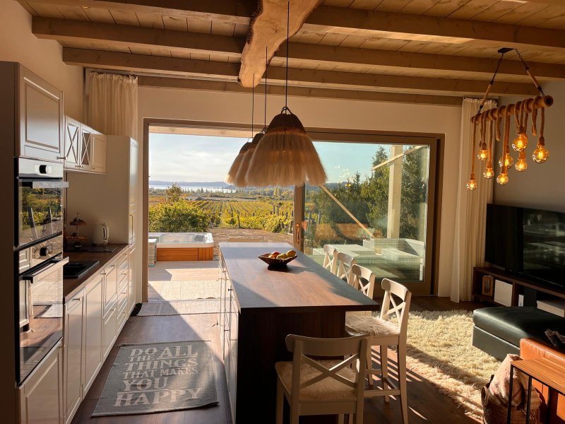 3 bed · 100m² · 249.000.000 ft