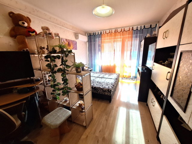 Eladó panellakás, Hódmezővásárhelyen, Éva utcában 35.9 M Ft