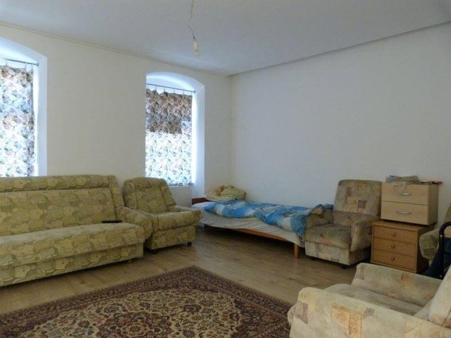 Eladó téglalakás, Mosonmagyaróváron 41.9 M Ft, 2+1 szobás