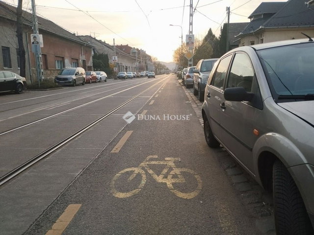 Eladó téglalakás, Budapesten, IV. kerületben 110 M Ft, 5 szobás