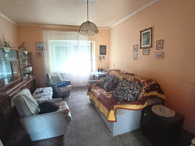 Eladó családi ház, Vasegerszegen 15 M Ft, 2 szobás