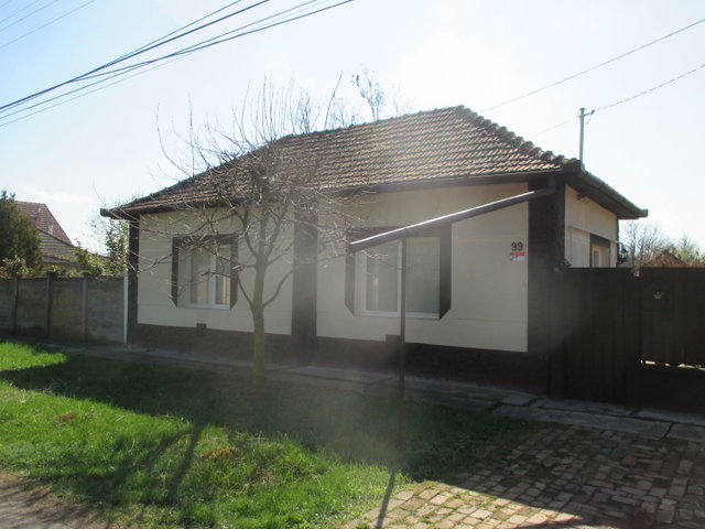 Eladó családi ház, Mezőkovácsházán 15.6 M Ft, 3 szobás