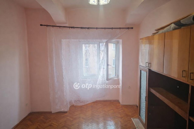 Eladó téglalakás, Budapesten, X. kerületben 27.9 M Ft, 1 szobás