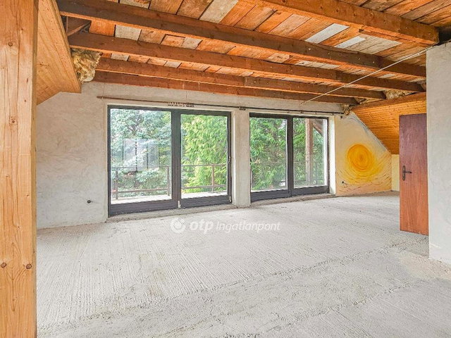 Eladó családi ház, Székesfehérvárott 129 M Ft, 7 szobás