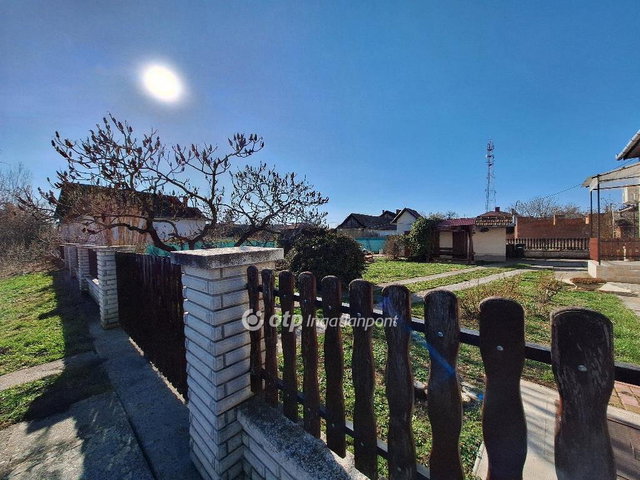 Eladó családi ház, Füzesgyarmaton 42 M Ft, 4 szobás