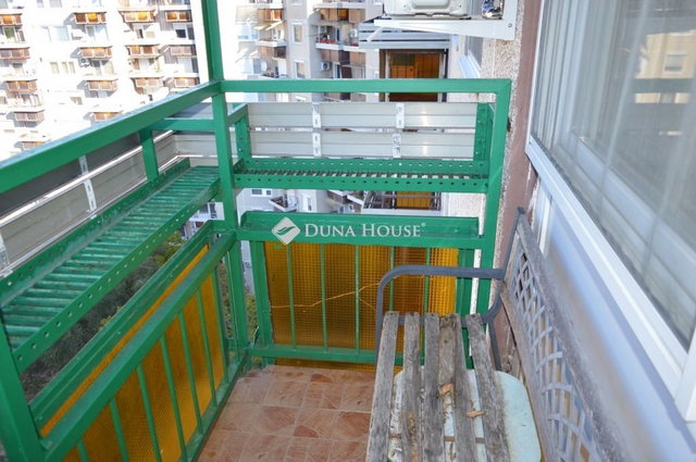 Kiadó panellakás, albérlet, Debrecenben 250 E Ft / hó, 3 szobás