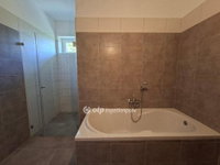 Eladó téglalakás, Mendén 89 M Ft, 4 szobás