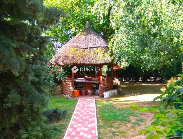 Eladó családi ház, Cserszegtomajon, Ifjúság utcában 149.9 M Ft