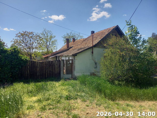 Eladó családi ház, Csorváson, Bajcsy-Zsilinszky utcában 1.4 M Ft