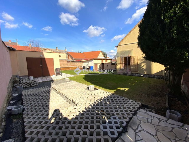 Eladó családi ház, Pécsett, Torda utcában 79.9 M Ft, 3 szobás