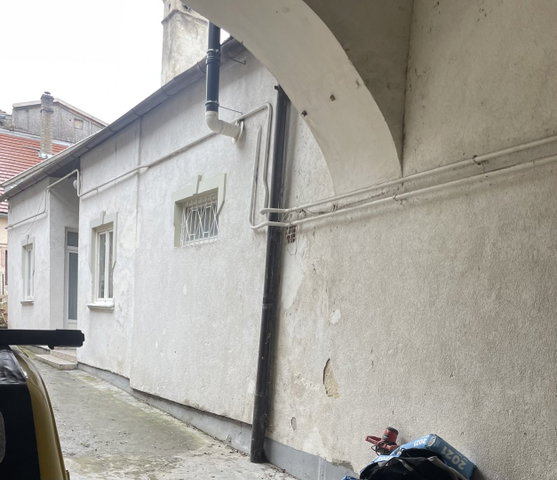 Eladó családi ház, Veszprémben 44.9 M Ft, 3 szobás