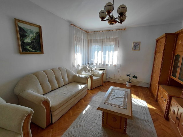 Eladó családi ház, Ózdon, Bólyai Farkas utcában 29.99 M Ft