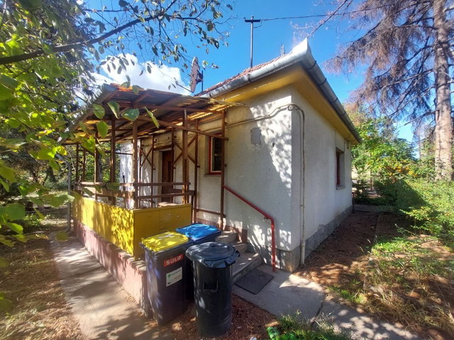 Eladó családi ház, Budapesten, XVI. kerületben 83.9 M Ft