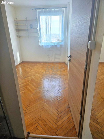 Kiadó panellakás, albérlet, XV. kerületben, Mézeskalács téren