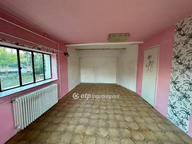 Eladó családi ház, Gödön 85.9 M Ft, 3 szobás