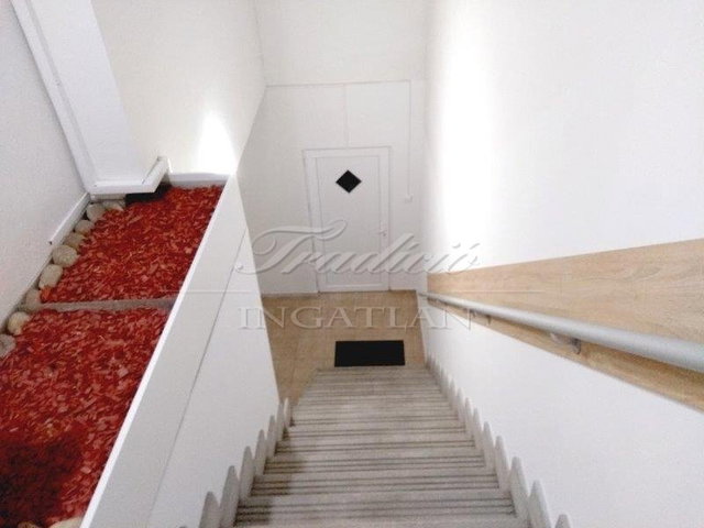 Eladó téglalakás, Győrött 88.2 M Ft, 4 szobás