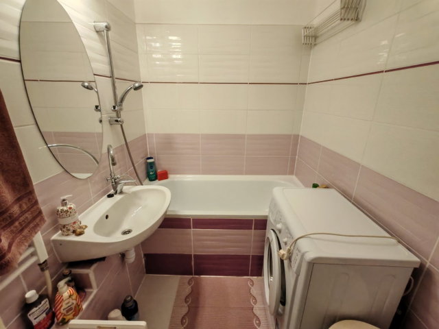 Eladó panellakás, Szegeden, Budapesti körúton 45.9 M Ft