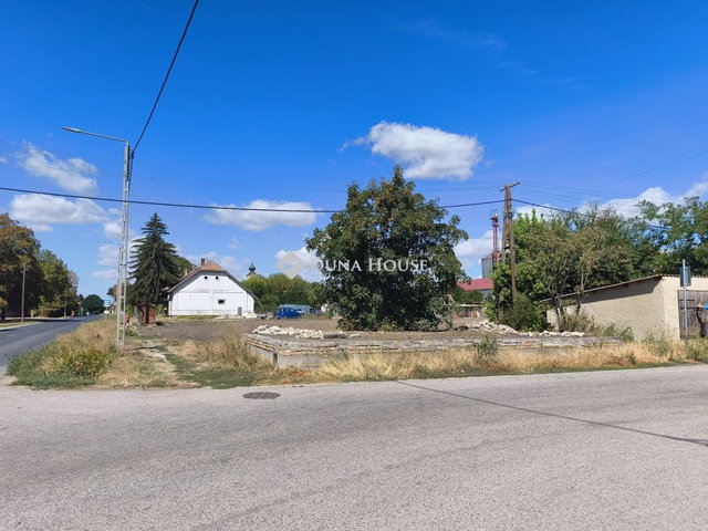 Eladó telek, Ráckeresztúron 6.5 M Ft / költözzbe.hu