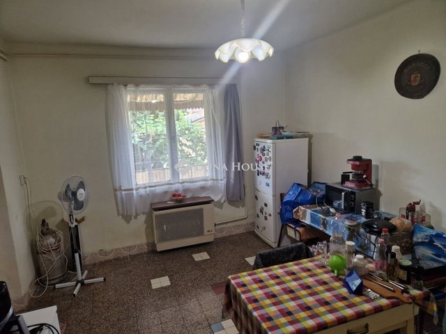 Eladó családi ház, Monoron 39.3 M Ft, 2 szobás