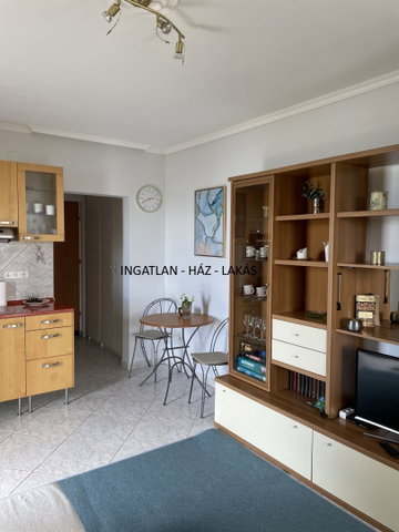 Kiadó téglalakás, albérlet, Siófokon, Beszédes József sétányon