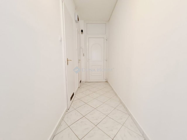 Kiadó panellakás, albérlet, Békéscsabán 120 E Ft / hó