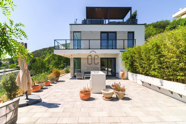 Eladó téglalakás, Budapesten, III. kerületben 254 M Ft, 4 szobás