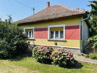Eladó családi ház, Rábacsanakon 21.5 M Ft, 2 szobás
